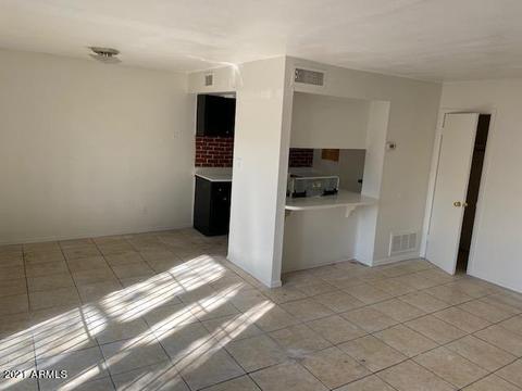 4261 N 67th Dr, Phoenix, AZ 85033 photo 7