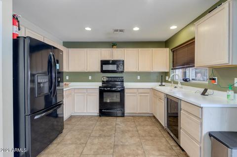 5750 E Grove Cir, Mesa, AZ 85206 photo 8