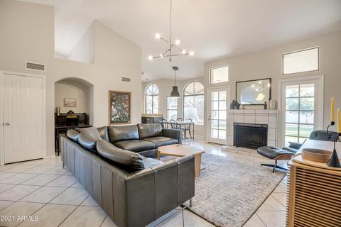 531 E Stonebridge Dr, Gilbert, AZ 85234 photo 10