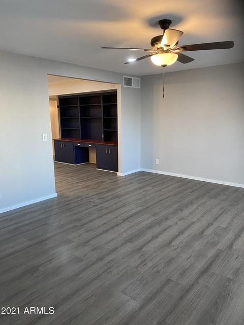 6308 N 40th Dr, Phoenix, AZ 85019 photo 4