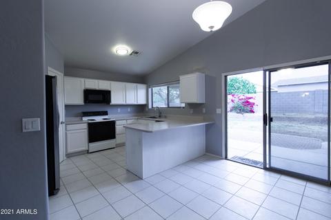 9322 Ellis St, Mesa, AZ 85207 photo 8
