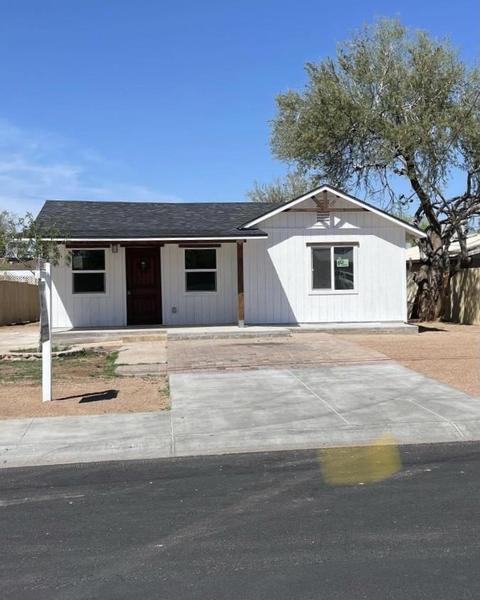 306 S Main Dr, Apache Junction, AZ 85120 photo 8