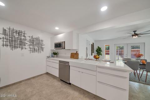 329 E Solana Dr, Tempe, AZ 85281 photo 5