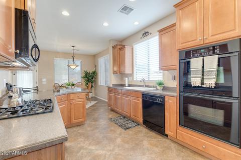 2543 E Bridgeport Pkwy, Gilbert, AZ 85295 photo 14