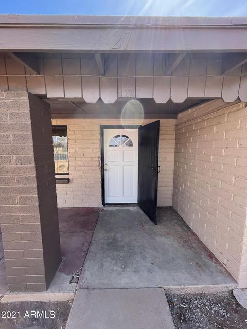 27 E 22nd St, Douglas, AZ 85607 photo 4