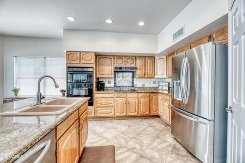 4548 E Vista Dr, Phoenix, AZ 85032 photo 11