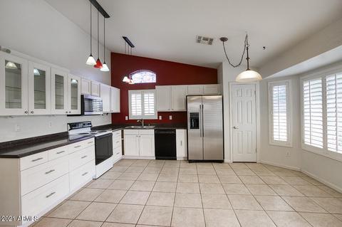 2357 E Cathy Ct, Gilbert, AZ 85296 photo 4