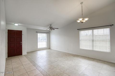 2357 E Cathy Ct, Gilbert, AZ 85296 photo 3