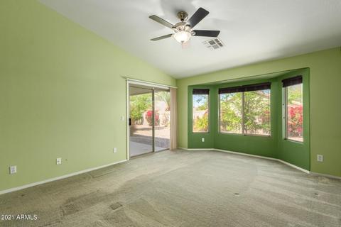 1642 E Desert Ln, Phoenix, AZ 85042 photo 9