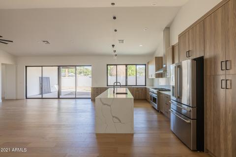 5044 E Clarendon Ave, Phoenix, AZ 85018 photo 5
