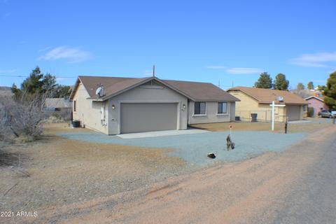 20179 E Mesa Verde Rd, Mayer, AZ 86333 photo 2