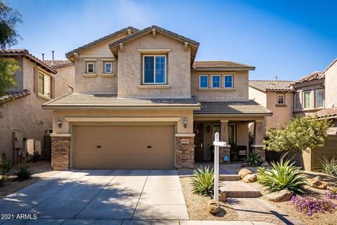 3925 E Half Hitch Pl, Phoenix, AZ 85050 photo 1