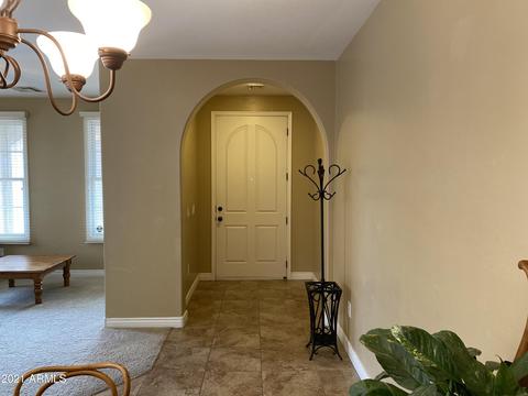 3863 E Sabra Ln, Gilbert, AZ 85296 photo 3