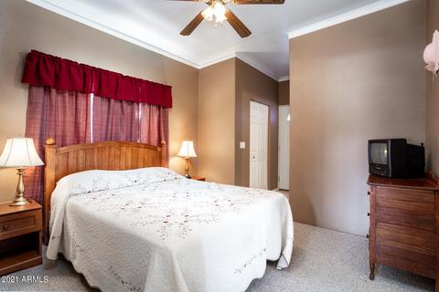 2210 Rodeo Rd, Overgaard, AZ 85933 photo 12