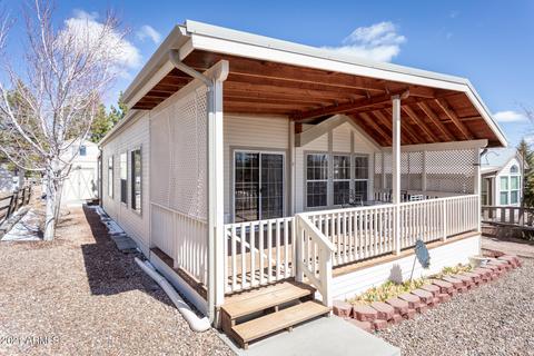 2210 Rodeo Rd, Overgaard, AZ 85933 photo 2