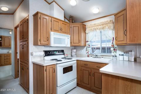 2210 Rodeo Rd, Overgaard, AZ 85933 photo 6