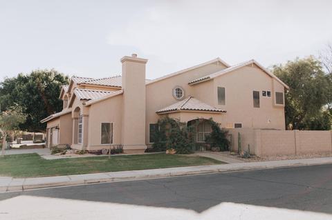 298 S Boulder Ct, Gilbert, AZ 85296 photo 3