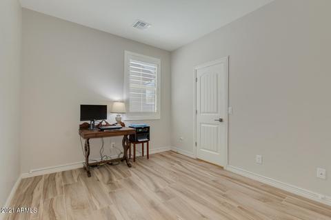 932 S Olympic Dr, Gilbert, AZ 85296 photo 22
