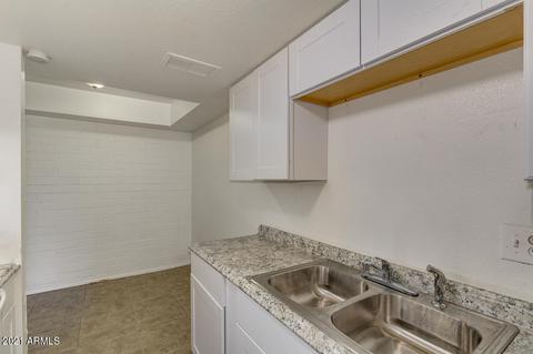 6724 W Devonshire Ave, Phoenix, AZ 85033 photo 11