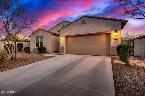 1539 E Canary Dr, Gilbert, AZ 85297 photo 2