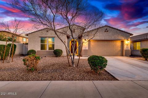 1539 E Canary Dr, Gilbert, AZ 85297 photo 1
