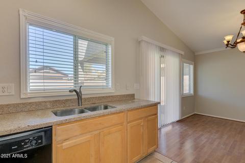3590 E Woodside Way, Gilbert, AZ 85297 photo 12