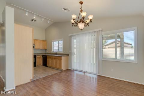 3590 E Woodside Way, Gilbert, AZ 85297 photo 7