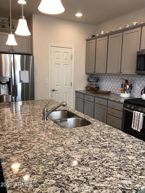320 N Sandal --, Mesa, AZ 85205 photo 3
