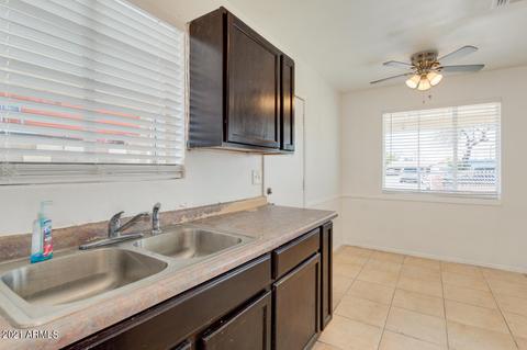 4424 W Mitchell Dr, Phoenix, AZ 85031 photo 13
