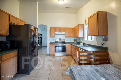5817 S 11th Dr, Phoenix, AZ 85041 photo 6