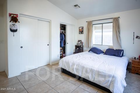 5817 S 11th Dr, Phoenix, AZ 85041 photo 9