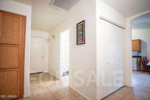 5817 S 11th Dr, Phoenix, AZ 85041 photo 11