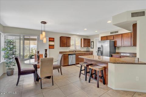 4030 E Melinda Ln, Phoenix, AZ 85050 photo 4
