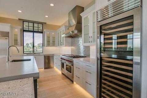 2 Biltmore Est #209, Phoenix, AZ 85016 photo 6