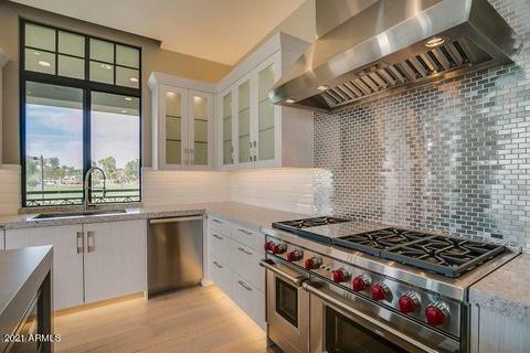 2 Biltmore Est #209, Phoenix, AZ 85016 photo 5
