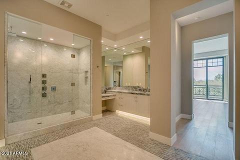 2 Biltmore Est #209, Phoenix, AZ 85016 photo 9