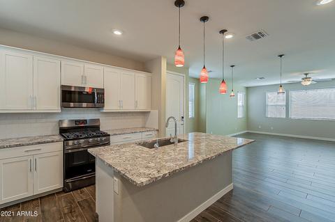 652 N Abalone Dr, Gilbert, AZ 85233 photo 5