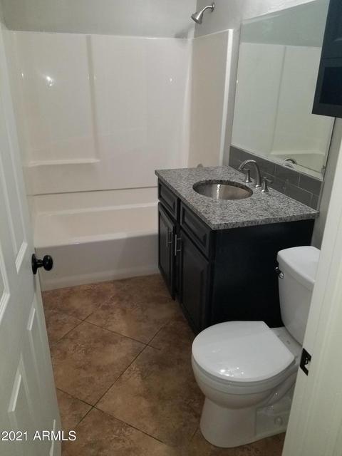 2541 W Earll Dr, Phoenix, AZ 85017 photo 7