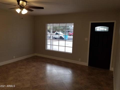 2541 W Earll Dr, Phoenix, AZ 85017 photo 8