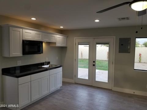 2541 W Earll Dr, Phoenix, AZ 85017 photo 11