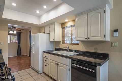 4029 E Campus Dr, Phoenix, AZ 85018 photo 12