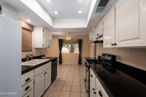 4029 E Campus Dr, Phoenix, AZ 85018 photo 11