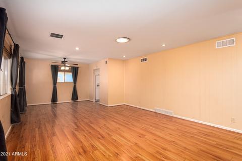 4029 E Campus Dr, Phoenix, AZ 85018 photo 7
