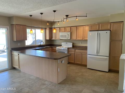 3724 W Hearn Rd, Phoenix, AZ 85053 photo 4
