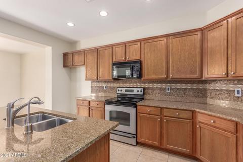 1475 E Tierra St, Gilbert, AZ 85297 photo 11