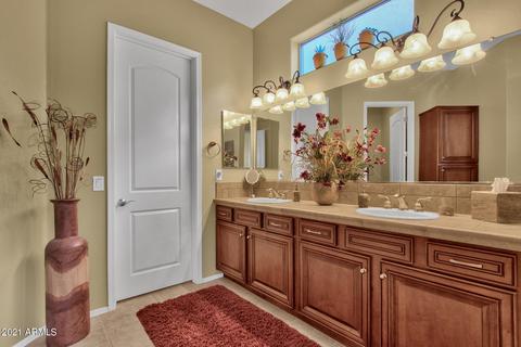 4523 E Rakestraw Ln, Gilbert, AZ 85298 photo 15