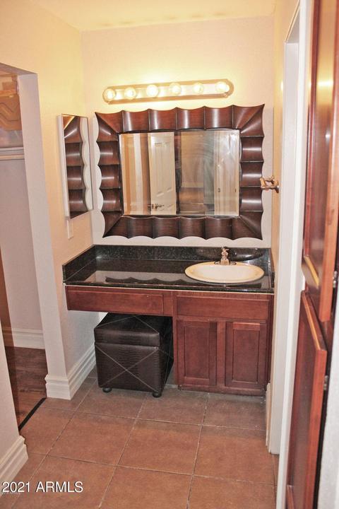 3825 E Camelback Rd #242, Phoenix, AZ 85018 photo 7