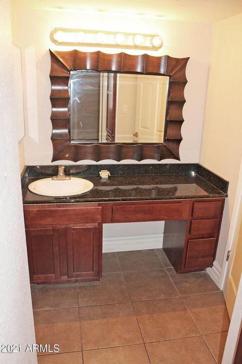 3825 E Camelback Rd #242, Phoenix, AZ 85018 photo 6