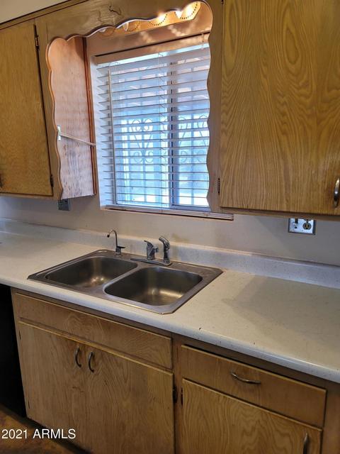 8618 S 7th Pl, Phoenix, AZ 85042 photo 9