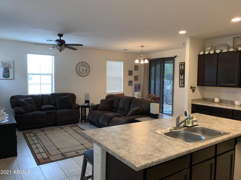 1637 S Desert View Pl, Apache Junction, AZ 85120 photo 4